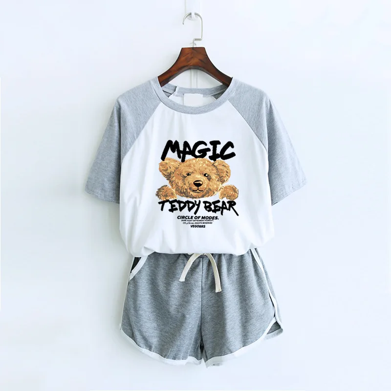 Suit Ladies Summer 2021 Korean Temperament Age-reduction Net Red Bear Oversize T-shirt Shorts Travel Two-piece Bottoming Shirt
Suit Ladies Summer 2021 Korean Temperament Age-reduction Net Red Bear Oversize T-shirt Shorts Travel Two-piece Bottoming Shirt