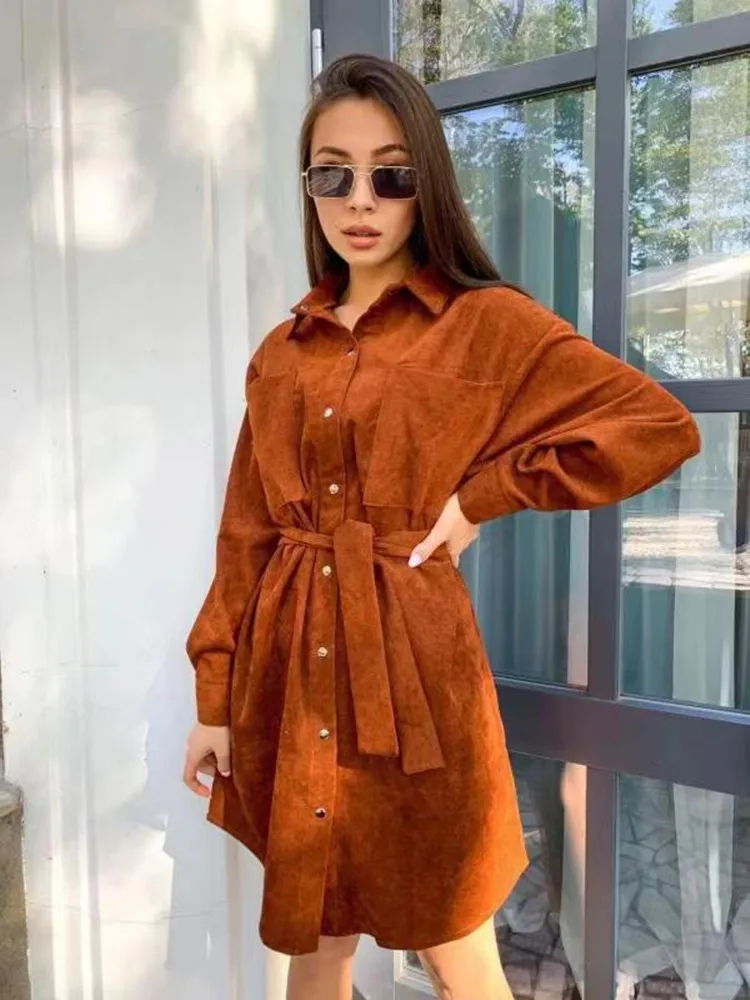Women Vintage Front Button Sashes Corduroy Mini Dress Long Sleeve Brown Color Warm Slim Party Dress 2021 Autumn Winter New Dress
Women Vintage Front Button Sashes Corduroy Mini Dress Long Sleeve Brown Color Warm Slim Party Dress 2021 Autumn Winter New Dress