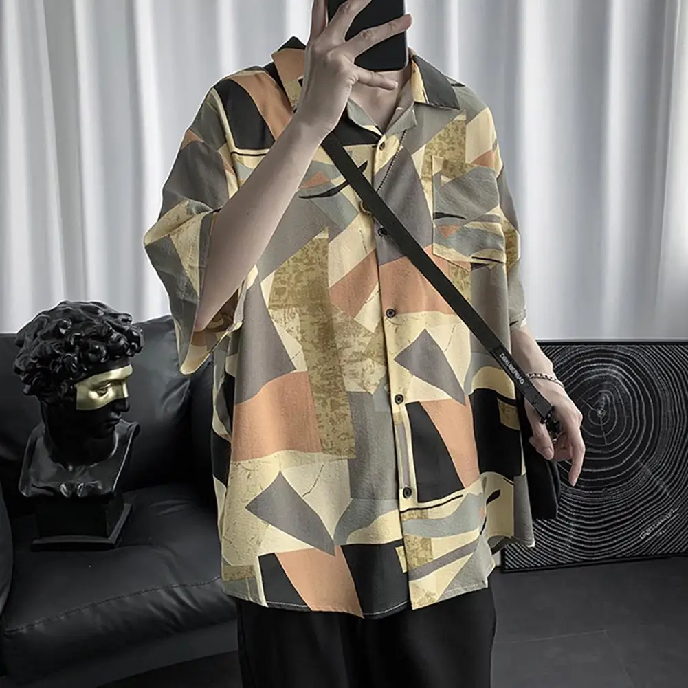 Fashion Color Block Short Sleeves Turn-down Collar Men Loose Casual Top Shirt Picture printed Man T-shirt For Male Tshirts
Fashion Color Block Short Sleeves Turn-down Collar Men Loose Casual Top Shirt Picture printed Man T-shirt For Male Tshirts