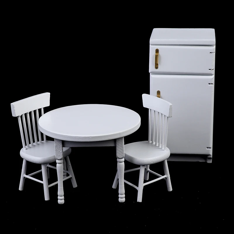 4Pcs/set 1:12 Dollhouse Miniature White Wooden Furniture Refrigerator Table Chairs Set For Dollhouse Decoration New
4Pcs/set 1:12 Dollhouse Miniature White Wooden Furniture Refrigerator Table Chairs Set For Dollhouse Decoration New