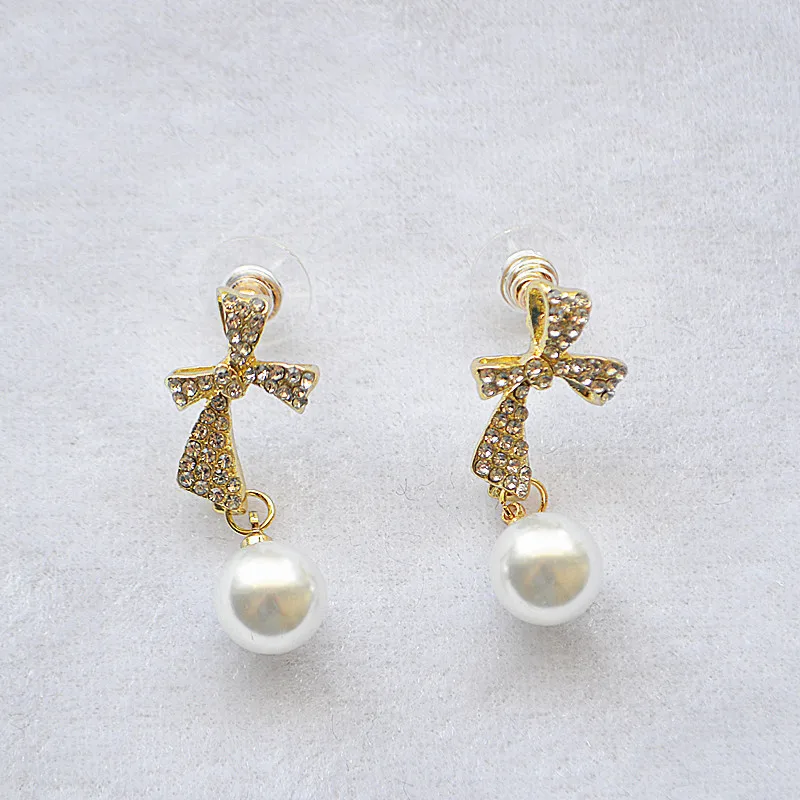 Korean Fashion Earrings Earring Dangle Personality Temperament Long Earrings Simple Bow Pearl Earrings for Women 2020 Jewelry
Korean Fashion Earrings Earring Dangle Personality Temperament Long Earrings Simple Bow Pearl Earrings for Women 2020 Jewelry