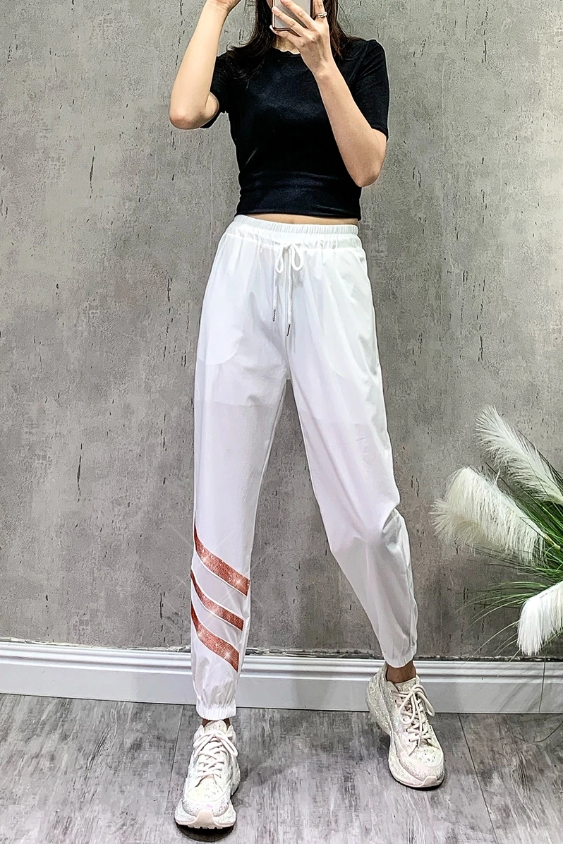 Casual Wide Leg Pants for Women Spring Summer Thin Loose Slimming Rhinestone Trousers Lady Elastic Waist Harem Sweatpants
Casual Wide Leg Pants for Women Spring Summer Thin Loose Slimming Rhinestone Trousers Lady Elastic Waist Harem Sweatpants