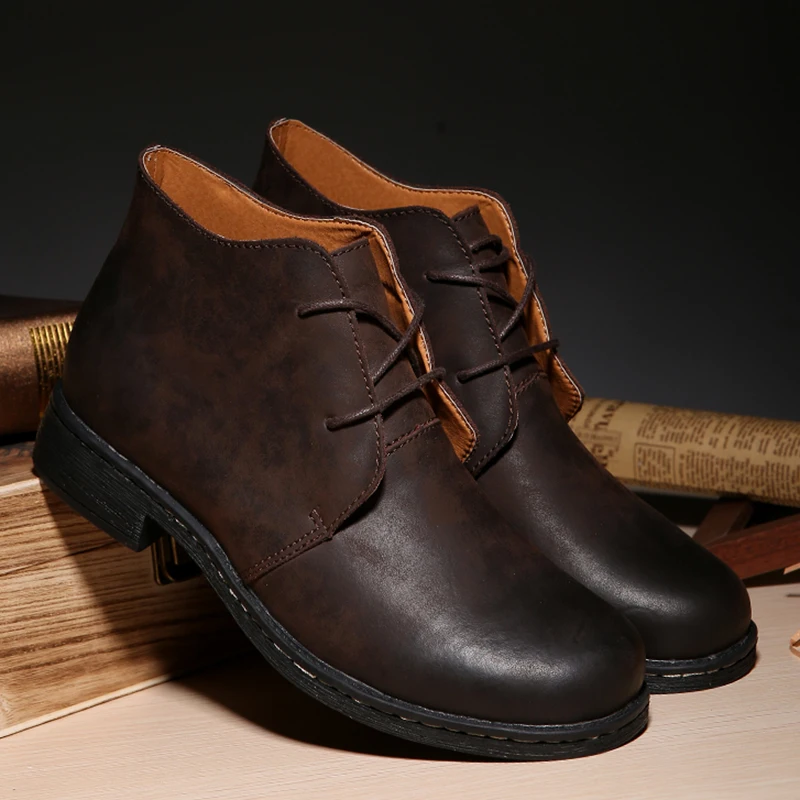 Fashion Leather Men's High-Top Shoes British Trend Outdoor Design Martin Shoes Thick Bottom Comfortable Casual Tooling Shoes
Fashion Leather Men's High-Top Shoes British Trend Outdoor Design Martin Shoes Thick Bottom Comfortable Casual Tooling Shoes