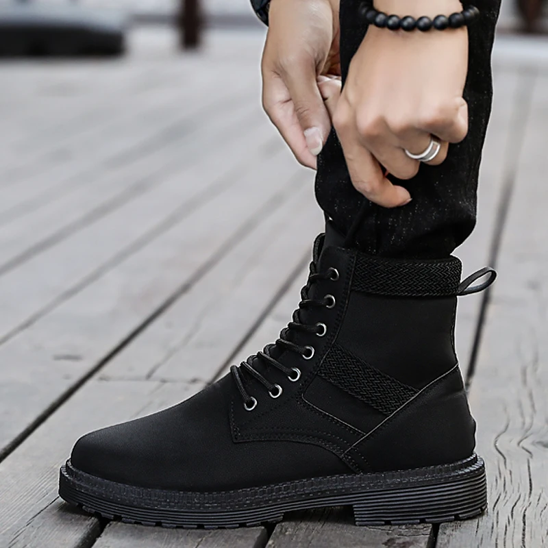 Hot Fashion Casual Ankle Boots Men Shoes Adult Rubber Snow Boots Men Work Martin Shoes Footwear Sneakers Bota Coturnos Masculino 
Hot Fashion Casual Ankle Boots Men Shoes Adult Rubber Snow Boots Men Work Martin Shoes Footwear Sneakers Bota Coturnos Masculino