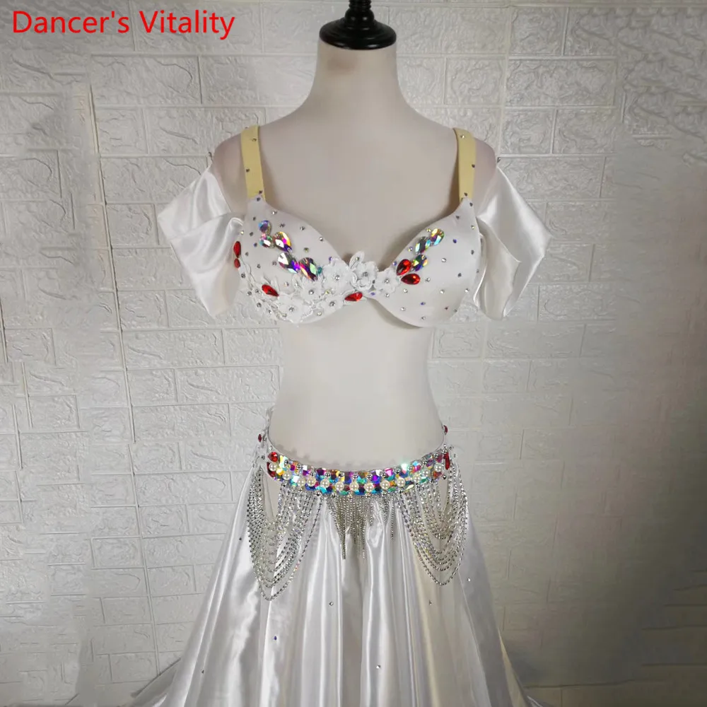 Women Belly Dance Group Competition Outfits Diamond Bra Satin Big Hem Skirt Set Oriental Indian Dancing Stage Performance Outfit
Women Belly Dance Group Competition Outfits Diamond Bra Satin Big Hem Skirt Set Oriental Indian Dancing Stage Performance Outfit