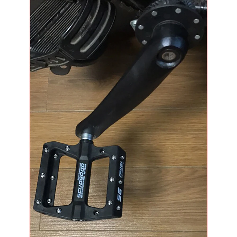 Mountain Bike Pedal Nylon Fiber 4 Color Big Foot Road Bicycle Bearing Pedal Bicycle Parts
Mountain Bike Pedal Nylon Fiber 4 Color Big Foot Road Bicycle Bearing Pedal Bicycle Parts