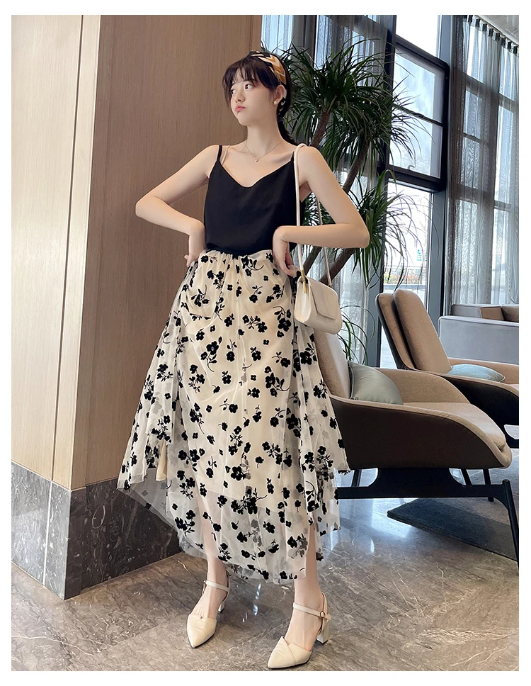 Black Floral Mesh Skirt Women's 2021 Summer New High Waist Slimming A- Line Pleated Skirt Ethereal Swing Elegant Long Skirt
Black Floral Mesh Skirt Women's 2021 Summer New High Waist Slimming A- Line Pleated Skirt Ethereal Swing Elegant Long Skirt