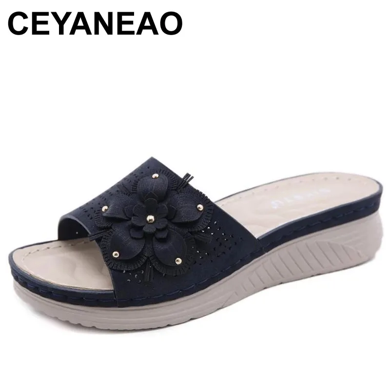 CEYANEAO Summer New Sandals Ladies Fashion Slippers High Quality Brand Flip Flops Luxury Women Slides Indoor Party Female Shoes
CEYANEAO Summer New Sandals Ladies Fashion Slippers High Quality Brand Flip Flops Luxury Women Slides Indoor Party Female Shoes