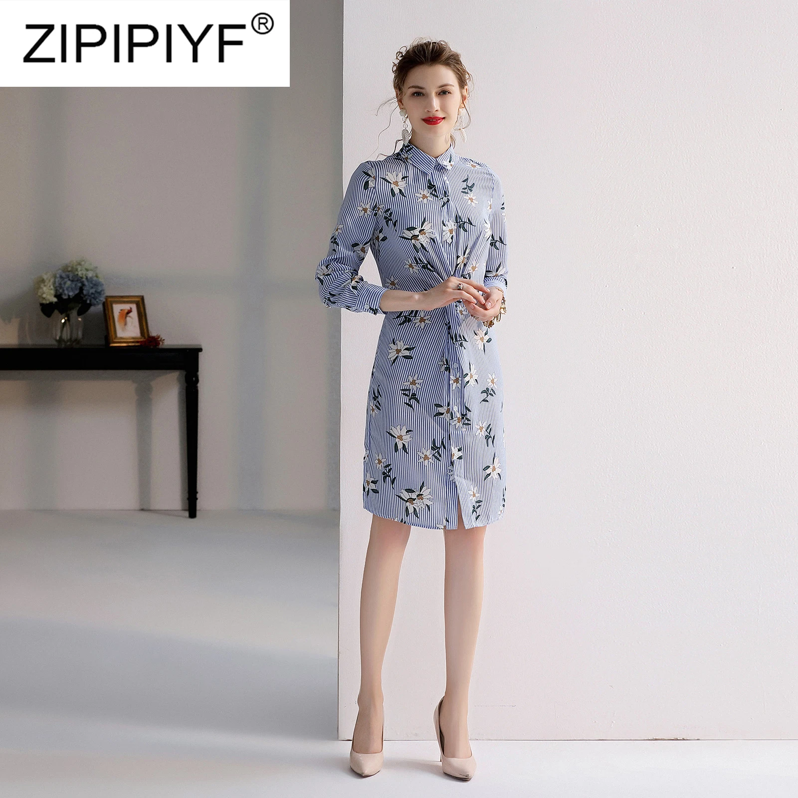2020 Spring Summer Women New Fashion Striped Blouse Dress Turn Down Collar Long Sleeve Slim Knee-Length Elegant Dress Y88
2020 Spring Summer Women New Fashion Striped Blouse Dress Turn Down Collar Long Sleeve Slim Knee-Length Elegant Dress Y88