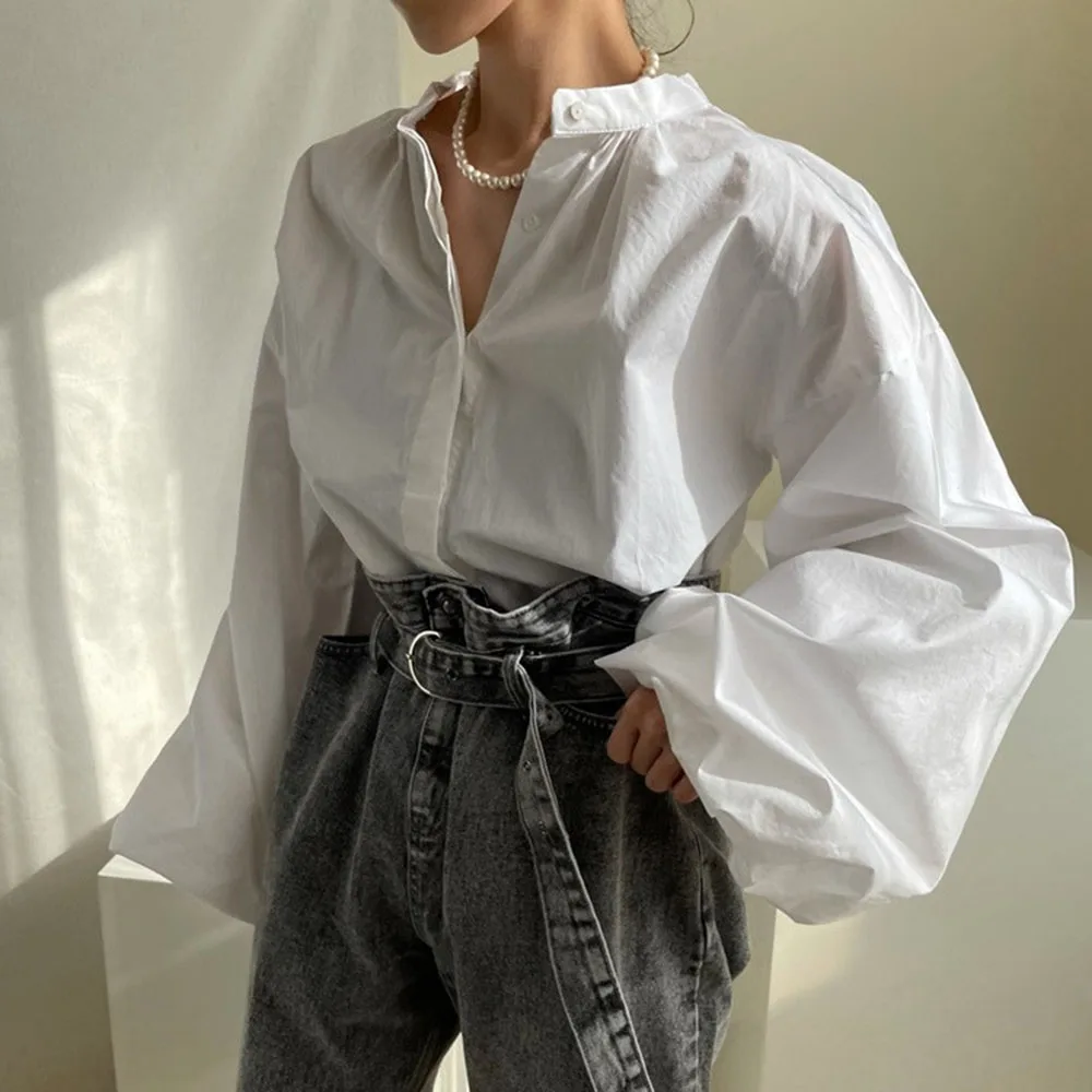 Women Retro Stand-up Collar Puff Sleeve Backless Blouse Female Spring Summer Cotton Single-Breasted Lady Girl Casual Loose Top
Women Retro Stand-up Collar Puff Sleeve Backless Blouse Female Spring Summer Cotton Single-Breasted Lady Girl Casual Loose Top