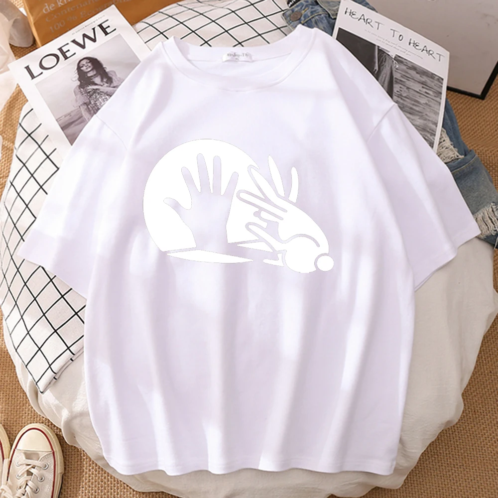 Vintage Slim Tshirts Man Cute White Rabbit and Shadow Printed Mens T-Shirts Harajuku Breathable Clothing Vogue Casual T-Shirt
Vintage Slim Tshirts Man Cute White Rabbit and Shadow Printed Mens T-Shirts Harajuku Breathable Clothing Vogue Casual T-Shirt