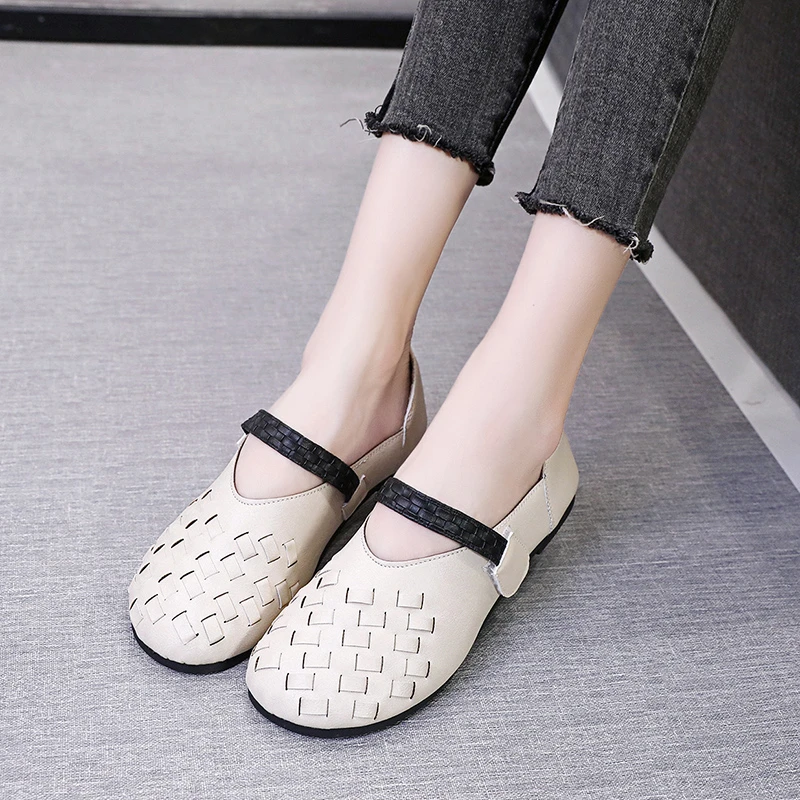 Women Sandals Leather Comfortable Beach Outdoor Women Shoes 2020 New Fashion Ladies Casual Outdoor Female Sneakers Large Size
Women Sandals Leather Comfortable Beach Outdoor Women Shoes 2020 New Fashion Ladies Casual Outdoor Female Sneakers Large Size