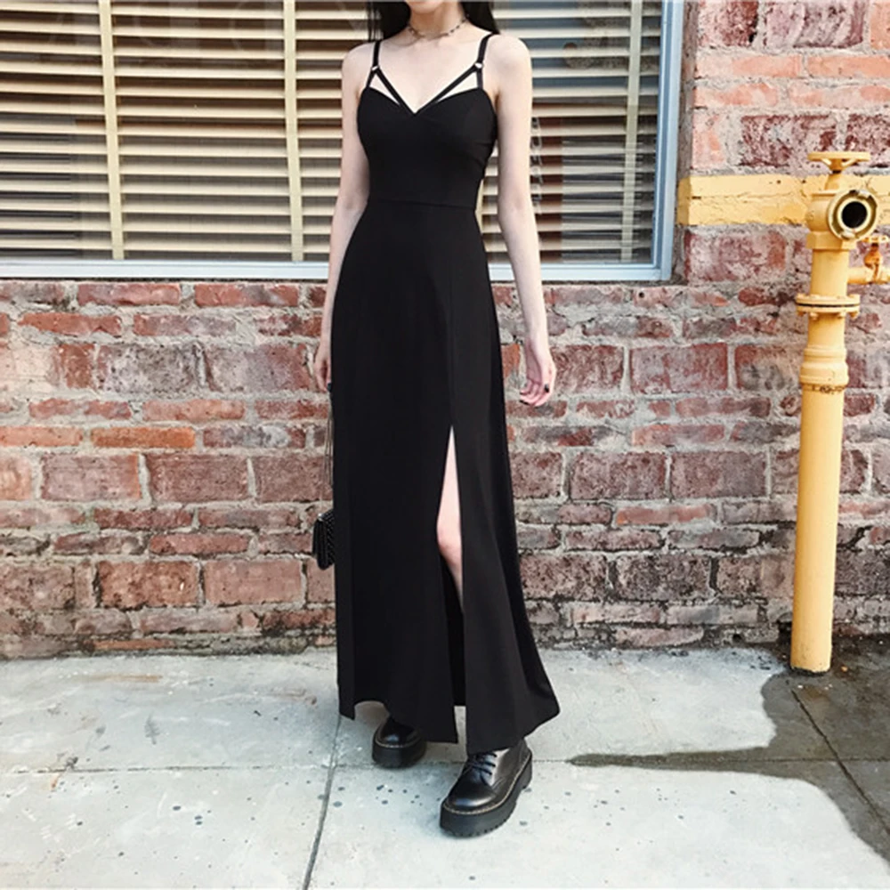 Punk Gothic Halter Dress With Split Sexy V Neck Black Dresses Women High Waist Party Club Vestidos Japanese Dark Slim Jurken
Punk Gothic Halter Dress With Split Sexy V Neck Black Dresses Women High Waist Party Club Vestidos Japanese Dark Slim Jurken