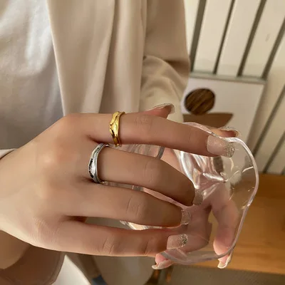 Irregular Wavy Pattern Ring For Couple Lover Cold Style Ring Japanese And Korean Style New Fashion Electroplating Ornaments
Irregular Wavy Pattern Ring For Couple Lover Cold Style Ring Japanese And Korean Style New Fashion Electroplating Ornaments