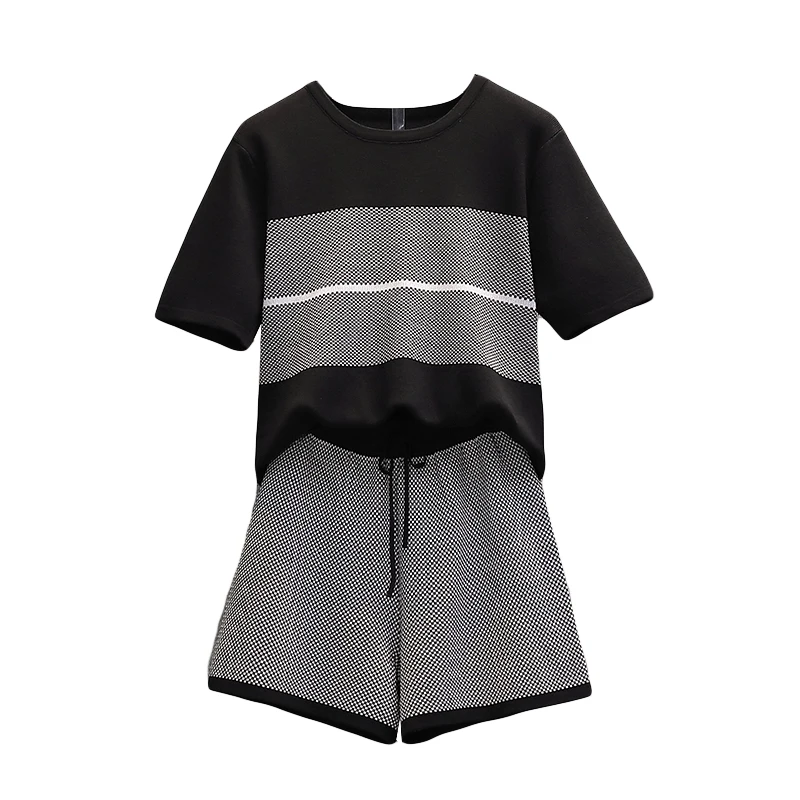 Plus size Tracksuit Women short sleeve patchwork Knitted Top and High waist Wide leg Shorts 2 pcs sets for women Knitwear Suits
Plus size Tracksuit Women short sleeve patchwork Knitted Top and High waist Wide leg Shorts 2 pcs sets for women Knitwear Suits
