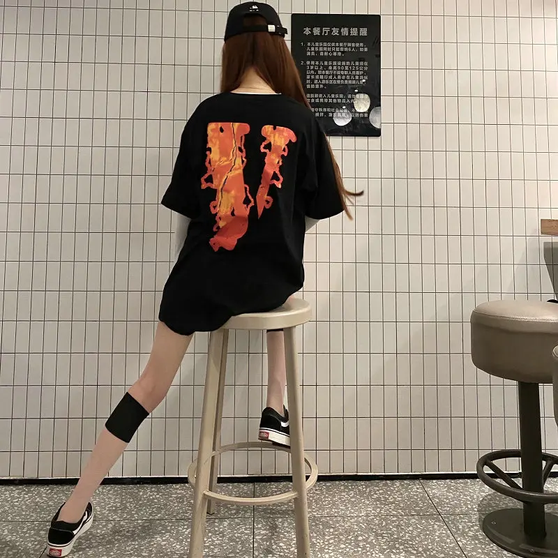 men t VLONE shirt 100% cotton streetwear Women's T-shirt USA summer Short sleeve brand hip hop tshirt Red skull
men t VLONE shirt 100% cotton streetwear Women's T-shirt USA summer Short sleeve brand hip hop tshirt Red skull