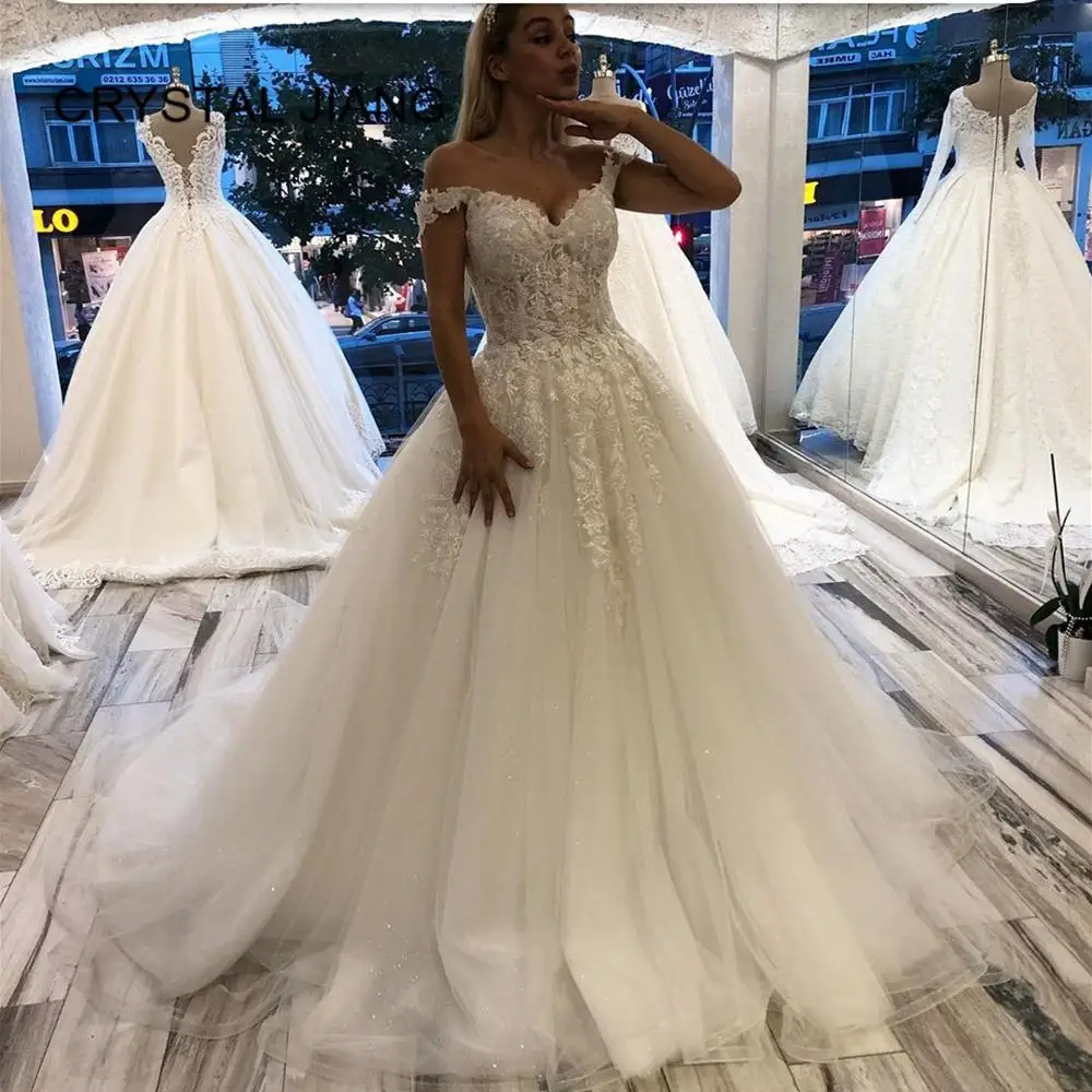 Fashion New Style 2020 Sweetheart Lace Applique Bride Dress Custom made Ball Gown Princess Elegant Wedding Dresses
Fashion New Style 2020 Sweetheart Lace Applique Bride Dress Custom made Ball Gown Princess Elegant Wedding Dresses