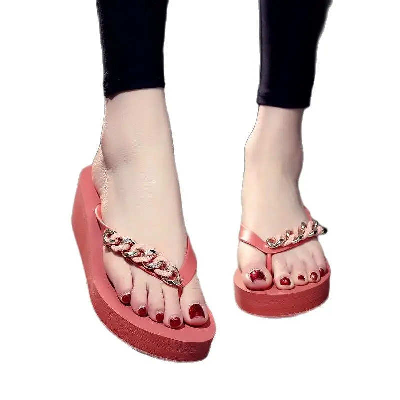 Женские шлепанцы с цепочкой, сетчатые инфракрасные шлепанцы на толстом высоком каблуке и платформе, для лета, 2021
Женские шлепанцы с цепочкой, сетчатые инфракрасные шлепанцы на толстом высоком каблуке и платформе, для лета, 2021