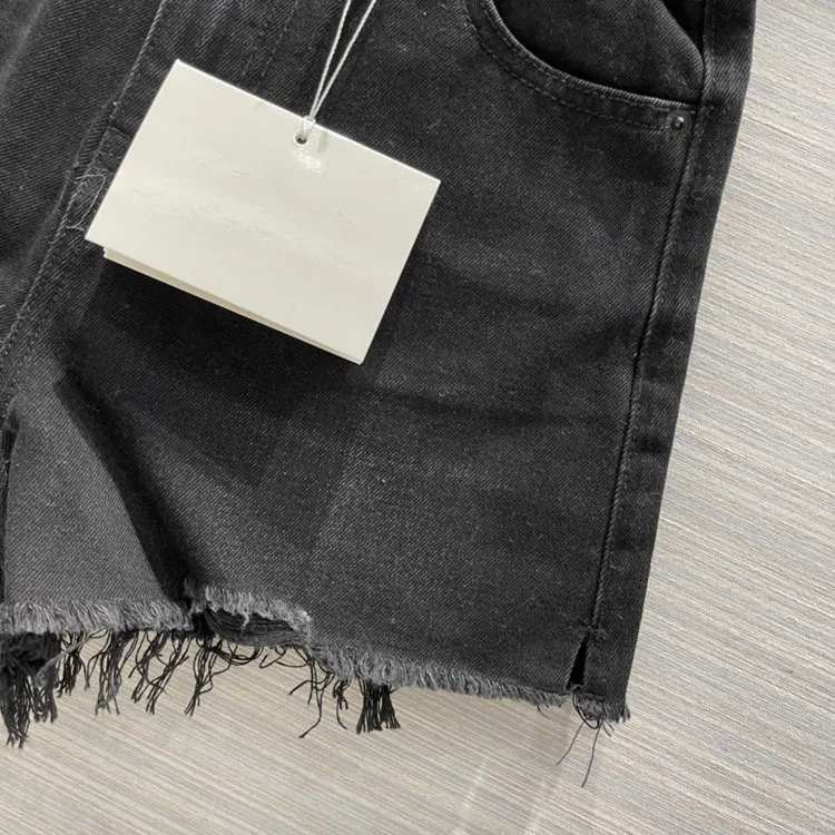 high-end brand women Jeans 2021 spring summer casual high waist ripped Short Jeans high street washed thin A-line Jeans Shorts
high-end brand women Jeans 2021 spring summer casual high waist ripped Short Jeans high street washed thin A-line Jeans Shorts
