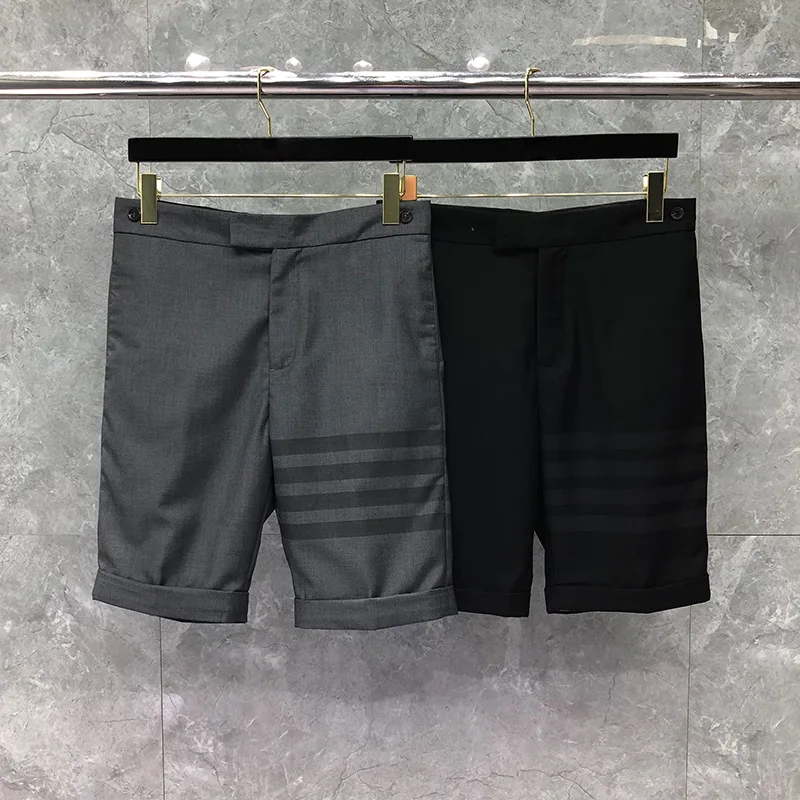 TB BROWIN Men Women Suit Pant Wool Striped Short Formal Business Shorts Casual Five Point High Quality
TB BROWIN Men Women Suit Pant Wool Striped Short Formal Business Shorts Casual Five Point High Quality