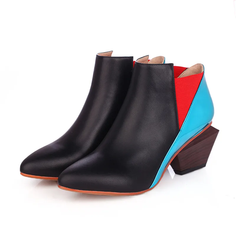 2020 Brand Cow Leather Women Ankle Boots Sexy Pointed Toe Chelsea Boots Woman Trend Office Lady Boots Chunky Square Heel Shoes
2020 Brand Cow Leather Women Ankle Boots Sexy Pointed Toe Chelsea Boots Woman Trend Office Lady Boots Chunky Square Heel Shoes