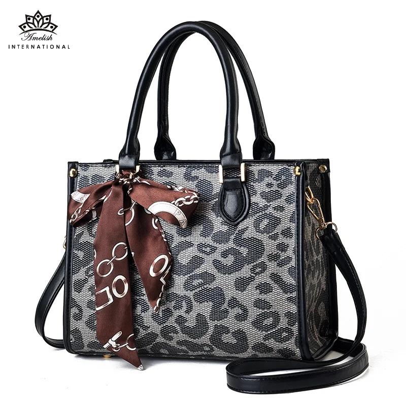 2022 Retro All-match Women Bags New Fashion Shoulder Crossbody Handbags PU Leather Causual Ladies Daily Purse Scarves Top Totes
2022 Retro All-match Women Bags New Fashion Shoulder Crossbody Handbags PU Leather Causual Ladies Daily Purse Scarves Top Totes