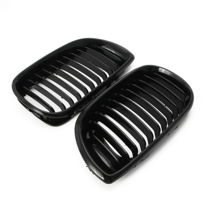 2 Pcs Gloss Black Front Grille High Quality Hood Facelift For BMW 3Series E46 
2 Pcs Gloss Black Front Grille High Quality Hood Facelift For BMW 3Series E46