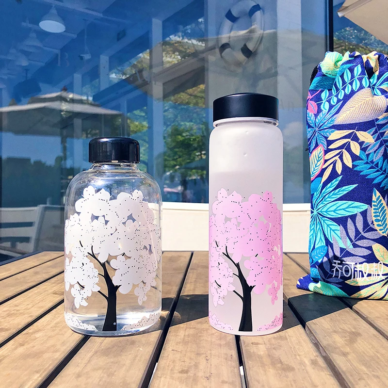 Kawaii Color Changing Sakura Bottle 1000ML Cute Water Bottle With Protective Bag For Girl Student Fashion Sport Drinking Bottle
Kawaii Color Changing Sakura Bottle 1000ML Cute Water Bottle With Protective Bag For Girl Student Fashion Sport Drinking Bottle