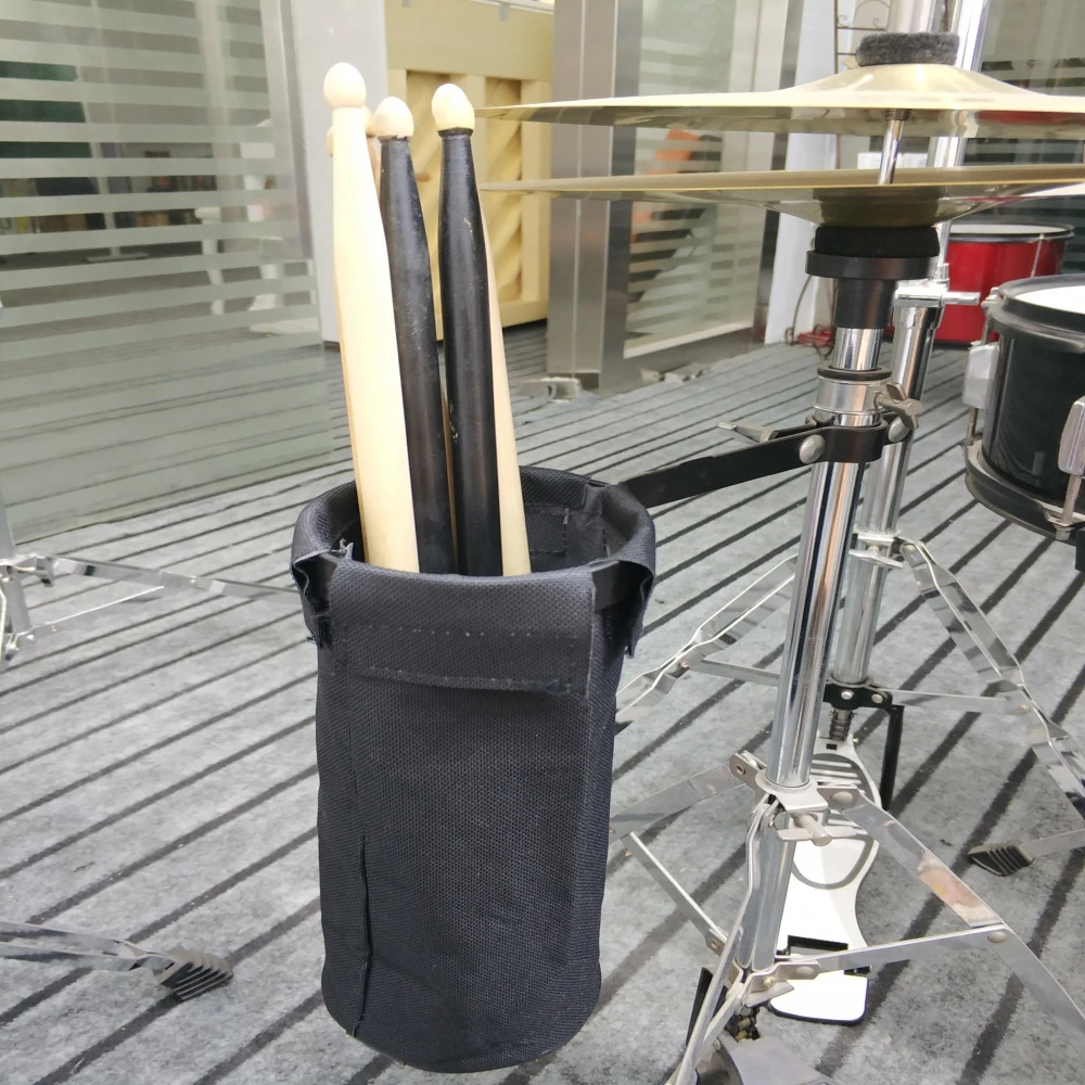 Black Cylindrical Drumstick Bag Drum Stick Holder Adjustable 600D Oxford Fabric with Aluminum Alloy Clamp for Drum Stand
Black Cylindrical Drumstick Bag Drum Stick Holder Adjustable 600D Oxford Fabric with Aluminum Alloy Clamp for Drum Stand