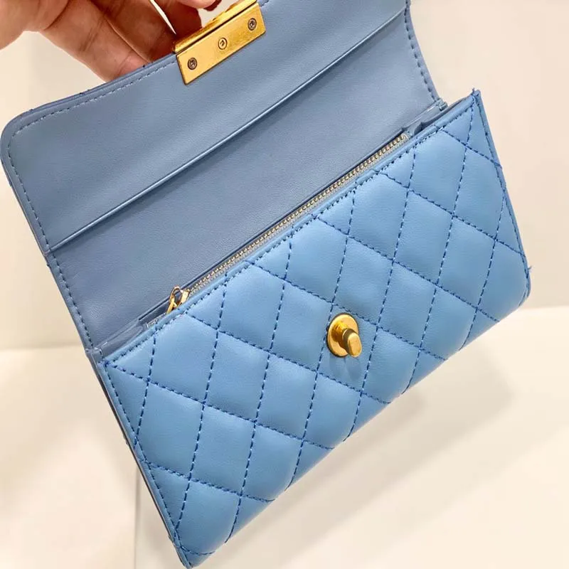 Fashion Top Sheep bag For Women Zipper Clutch Wallet Female Large Capacity Coin Purse Ladies Wristband Simple Card Holder
Fashion Top Sheep bag For Women Zipper Clutch Wallet Female Large Capacity Coin Purse Ladies Wristband Simple Card Holder