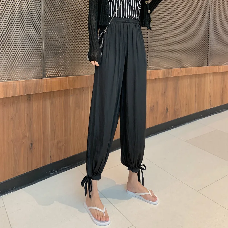 Pants & Capris
Pants & Capris