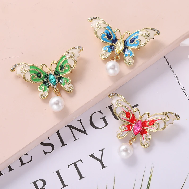Pearls and Diamonds Butterfly Enamel Pins Plastic Jewelry Brooches Metal Badge Accessories Backpack Cap Gift for Women Wholesale
Pearls and Diamonds Butterfly Enamel Pins Plastic Jewelry Brooches Metal Badge Accessories Backpack Cap Gift for Women Wholesale