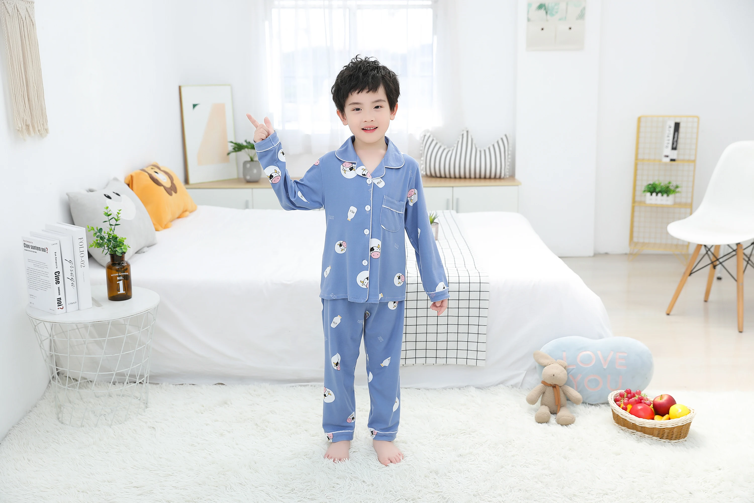 Popular Children Pajamas Kids Girls Sleepwear Outfits Homewear Boys clothes four season fashion nightwear pants
Popular Children Pajamas Kids Girls Sleepwear Outfits Homewear Boys clothes four season fashion nightwear pants