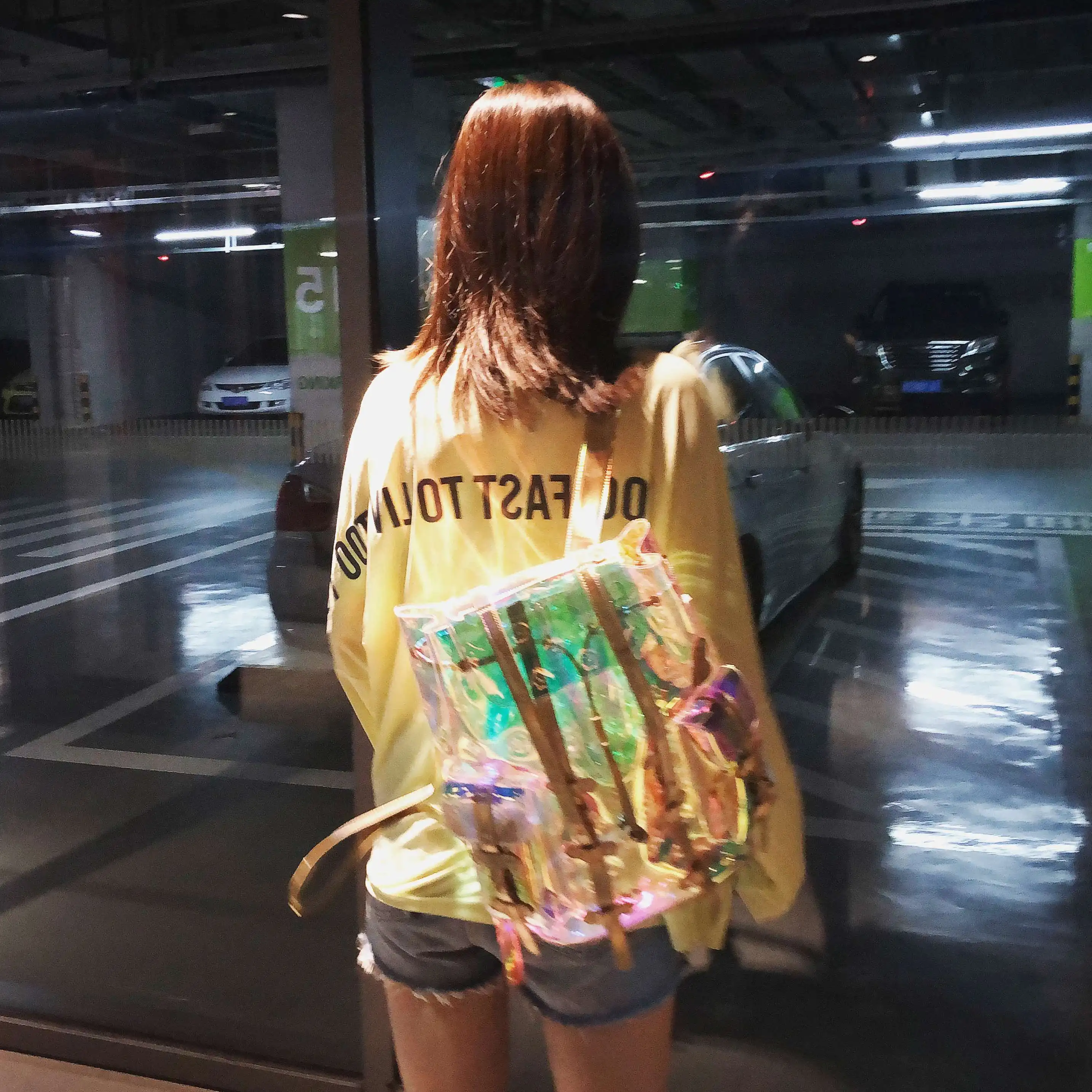 Luxury Transparent Backpack Laser Reflective Bright Color Changing PVC Waterproof Female Bag Backpack
Luxury Transparent Backpack Laser Reflective Bright Color Changing PVC Waterproof Female Bag Backpack