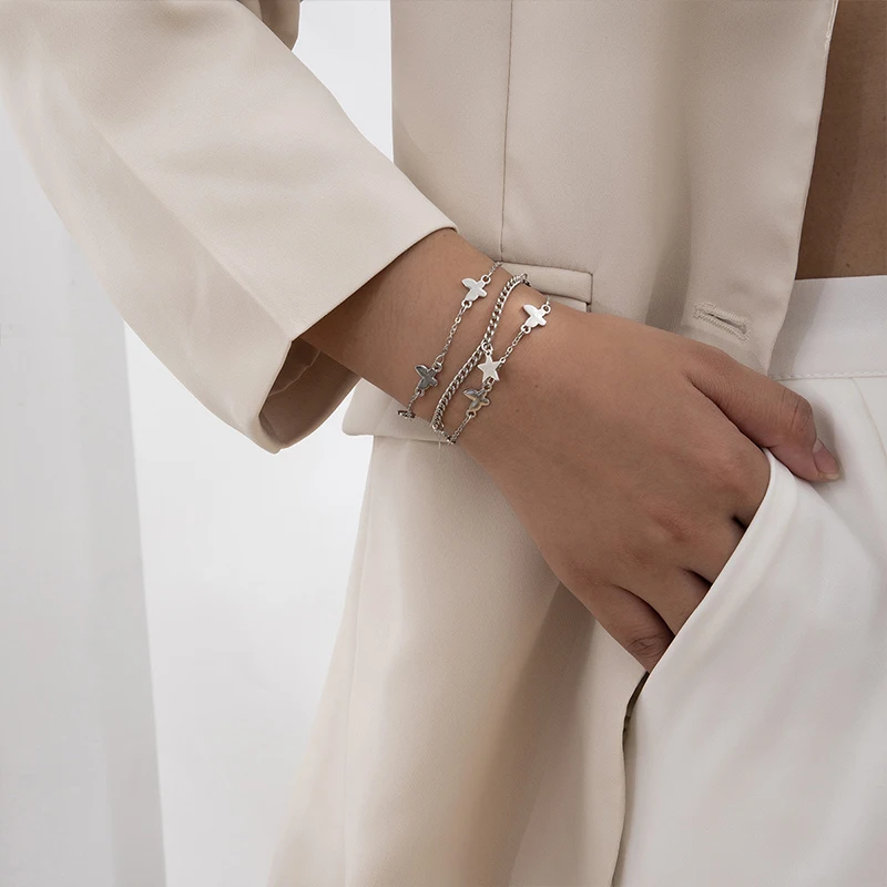 Multi-Element Combination Set Of 3 Pieces Of Stacking Bracelets, Star And Moon Butterfly Charm Fashion Personality Women Jewelry
Multi-Element Combination Set Of 3 Pieces Of Stacking Bracelets, Star And Moon Butterfly Charm Fashion Personality Women Jewelry