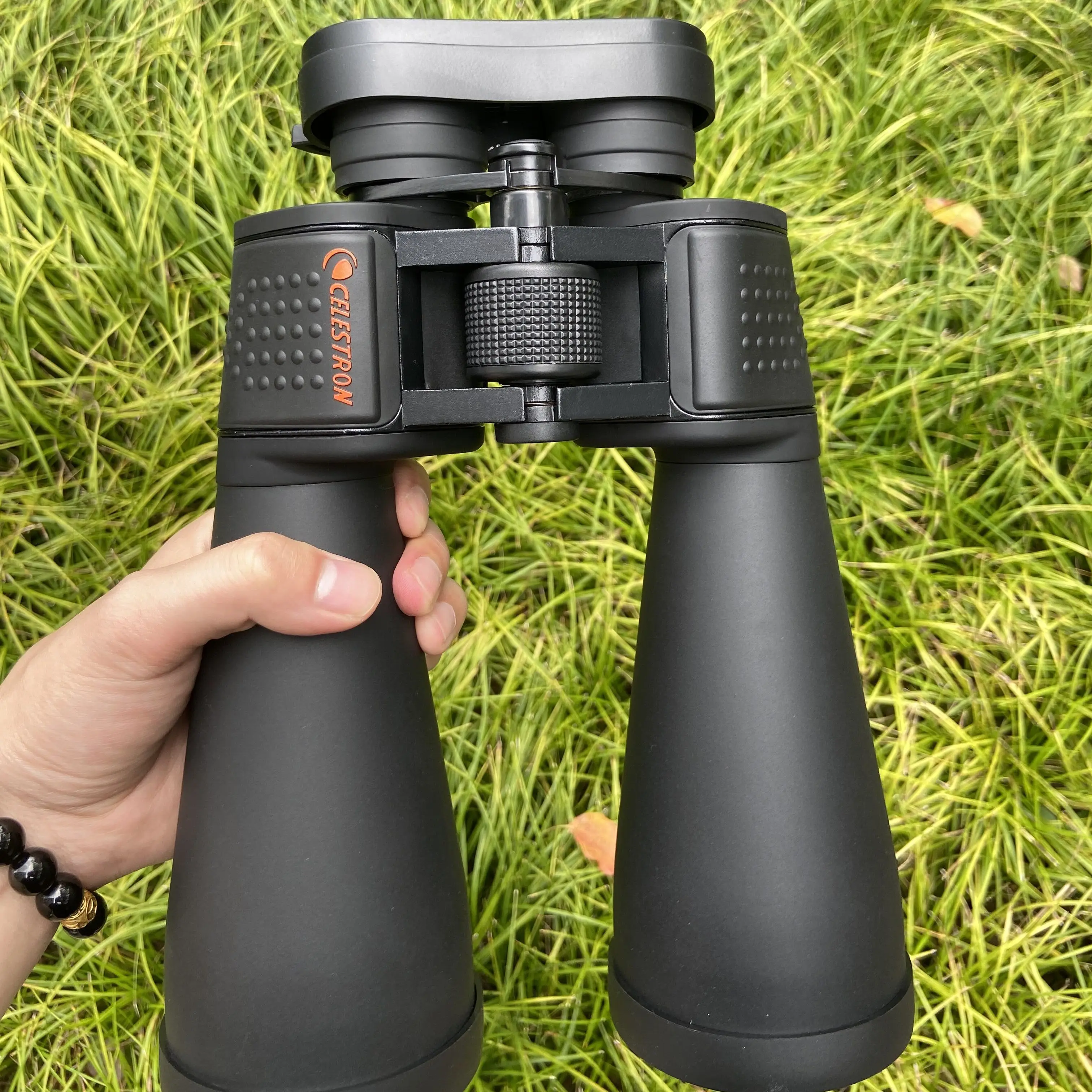 Celestron SkyMaster 25X70 Pro High Power Astronomy Binoculars Bak4 Optics Telescope For Hunting Birds Deep Space Stargazing Cele
Celestron SkyMaster 25X70 Pro High Power Astronomy Binoculars Bak4 Optics Telescope For Hunting Birds Deep Space Stargazing Cele