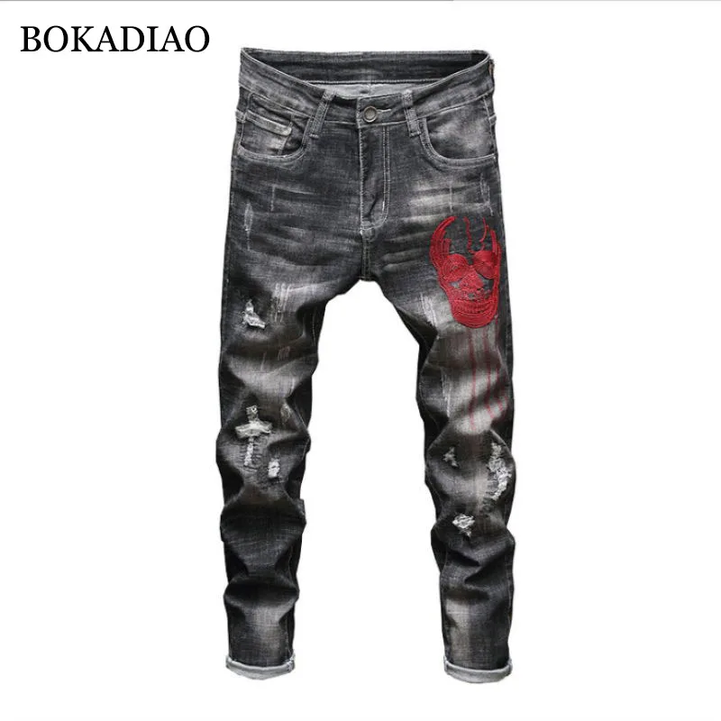 

BOKADIAO Man jeans fashion skull Embroidery Straight jeans for men Cotton Distressed Ripped Pants wild Slim denim trousers male