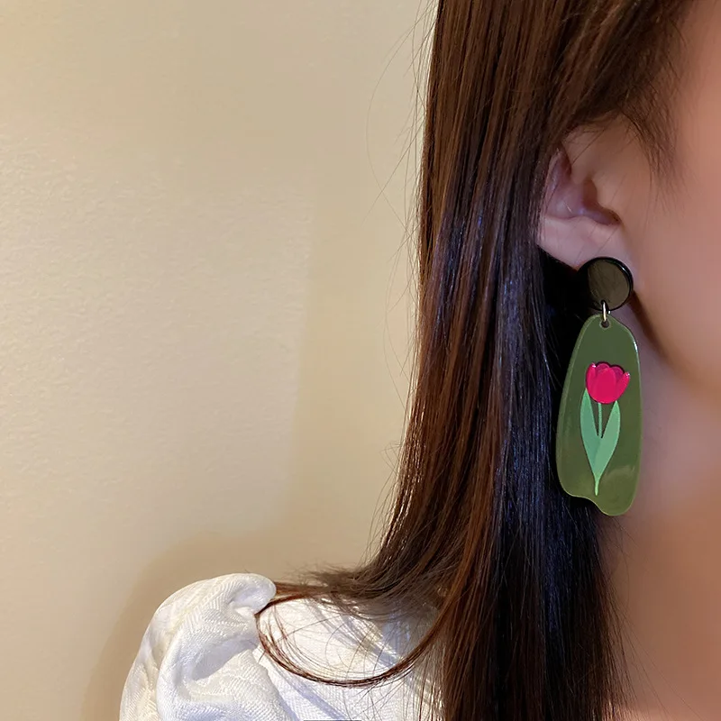 U-Magical Exaggerated Irregular Geometric Green Tulip Flower Dangle Earring for Women Arcylic Earring Jewellery Pendientes
U-Magical Exaggerated Irregular Geometric Green Tulip Flower Dangle Earring for Women Arcylic Earring Jewellery Pendientes