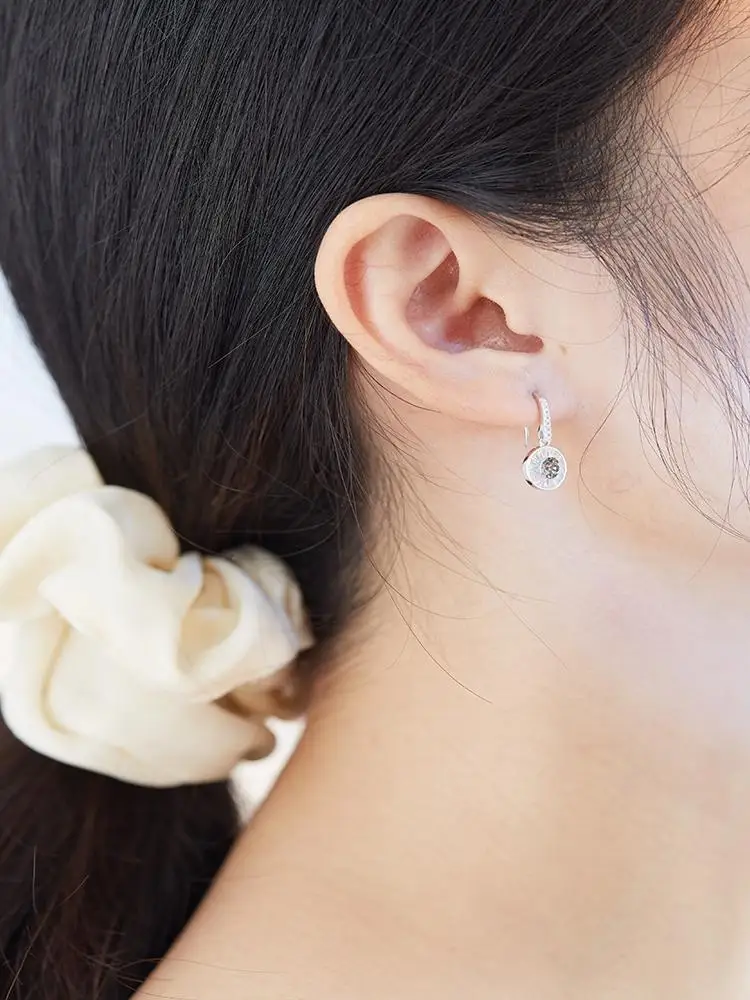 ZEMIOR 925 Sterling Silver Earrings For Women Trendy Round Full Cubic Zirconia Drop Earring Fine Anti-Allergy Silver Jewelry
ZEMIOR 925 Sterling Silver Earrings For Women Trendy Round Full Cubic Zirconia Drop Earring Fine Anti-Allergy Silver Jewelry