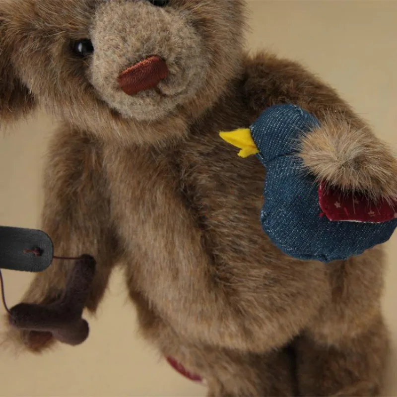 28cm Creative Lucky Teddy Bear School Girl Christmas gift Hand Slingshot & Bird Cute Teddy Bear plush children toy doll can sit
28cm Creative Lucky Teddy Bear School Girl Christmas gift Hand Slingshot & Bird Cute Teddy Bear plush children toy doll can sit
