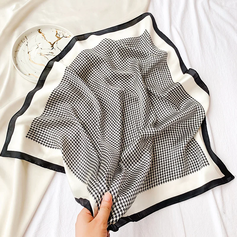 70x70cm Silk Hair Scarf For Women Fashion Print Kerchief Bandana Head Scarfs Female Square Headband Cute Bag Scarves For Ladies
70x70cm Silk Hair Scarf For Women Fashion Print Kerchief Bandana Head Scarfs Female Square Headband Cute Bag Scarves For Ladies
