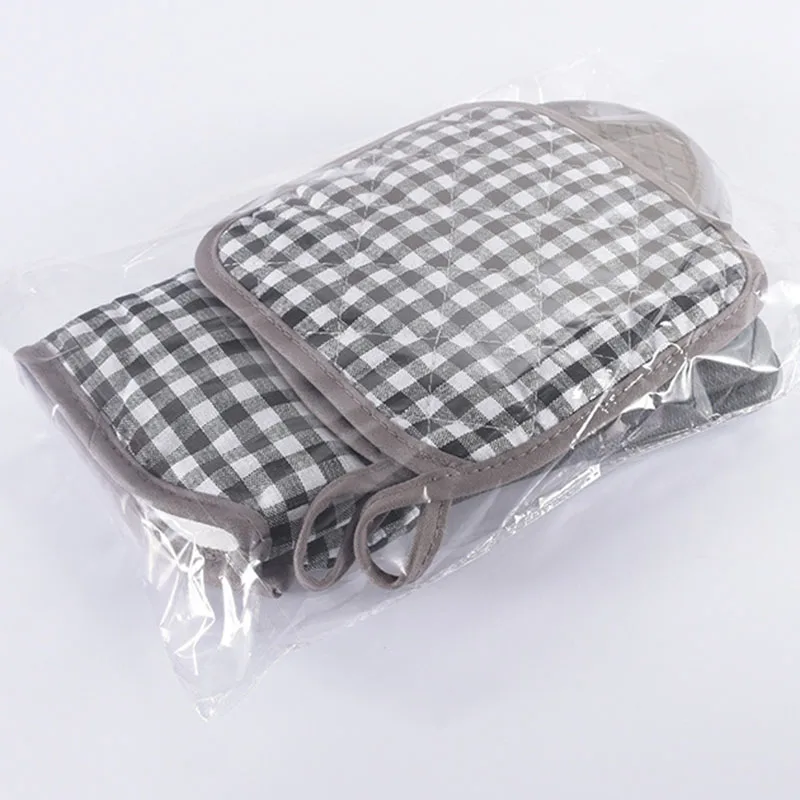 Silicone Oven Mitts and Pot Holders Sets Heat Resistant Kitchen Mitts, Oven Gloves for Kitchen Cooking Baking Grilling
Silicone Oven Mitts and Pot Holders Sets Heat Resistant Kitchen Mitts, Oven Gloves for Kitchen Cooking Baking Grilling