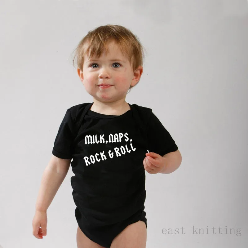 Cotton Newborn Black Rompers Outfits Summer Infant Jumpsuits 0-24M Kids Outwear Onesie Tops With Sticker Gift Rock Roll Print
Cotton Newborn Black Rompers Outfits Summer Infant Jumpsuits 0-24M Kids Outwear Onesie Tops With Sticker Gift Rock Roll Print