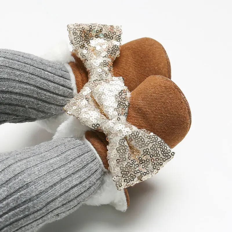 Baby Girls Winter Princess Shoes Infant Kids Sequin Plush Snow Boots Newborn Comfort Warm Booties Toddler Soft Sole Prewalker
Baby Girls Winter Princess Shoes Infant Kids Sequin Plush Snow Boots Newborn Comfort Warm Booties Toddler Soft Sole Prewalker