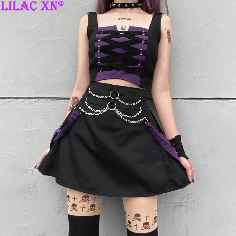 Gothic Sexy Black Suits with Skirt Y2K Punk Bandage Backlace Camis Crop Top High-waisted Chain Women Mini Skirt Sets Streetwear
Gothic Sexy Black Suits with Skirt Y2K Punk Bandage Backlace Camis Crop Top High-waisted Chain Women Mini Skirt Sets Streetwear
