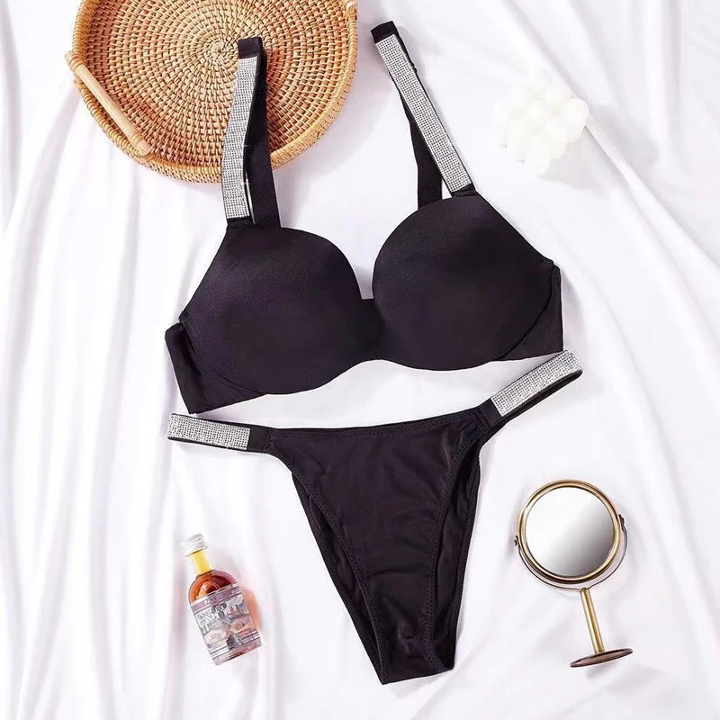 Sexy Letter Rhinestone Underwear Set Pink Women Brand Comfort Brief Sets Push Up Bra Panty 2 Piece Lingerie Sets
Sexy Letter Rhinestone Underwear Set Pink Women Brand Comfort Brief Sets Push Up Bra Panty 2 Piece Lingerie Sets