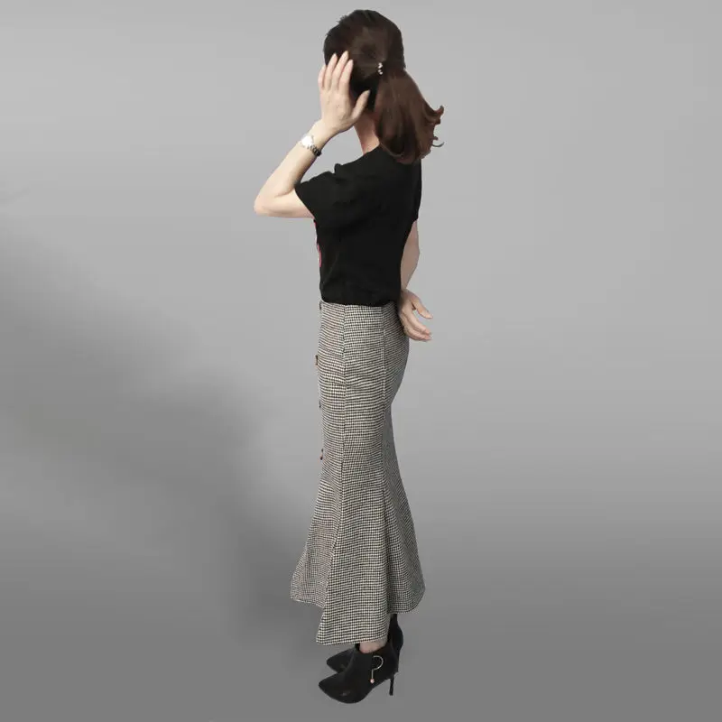 Women Spring Autumn Plaid Woolen Mermaid Skirt Female Elegant High Waist Buttons Skirts Ladies Loose Trumpet Midi Skirt P21
Women Spring Autumn Plaid Woolen Mermaid Skirt Female Elegant High Waist Buttons Skirts Ladies Loose Trumpet Midi Skirt P21