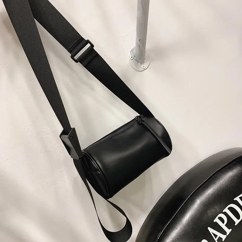 Simple pillow bag 2021 new one-shoulder slanting cross bag for women fashion small cylinder bag fashion solid color bucket bag
Simple pillow bag 2021 new one-shoulder slanting cross bag for women fashion small cylinder bag fashion solid color bucket bag