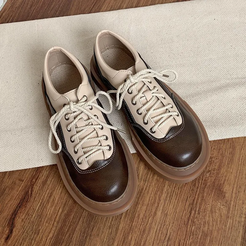 Retro color matching British small leather shoes women's thick-soled single shoes autumn 2021 new low-top casual shoes trend
Retro color matching British small leather shoes women's thick-soled single shoes autumn 2021 new low-top casual shoes trend