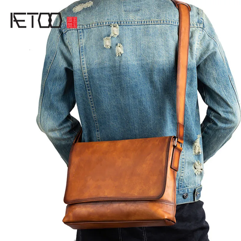 AETOO Cowhide retro messenger bag, men's first layer cowhide shoulder bag, casual trendy men's bag
AETOO Cowhide retro messenger bag, men's first layer cowhide shoulder bag, casual trendy men's bag
